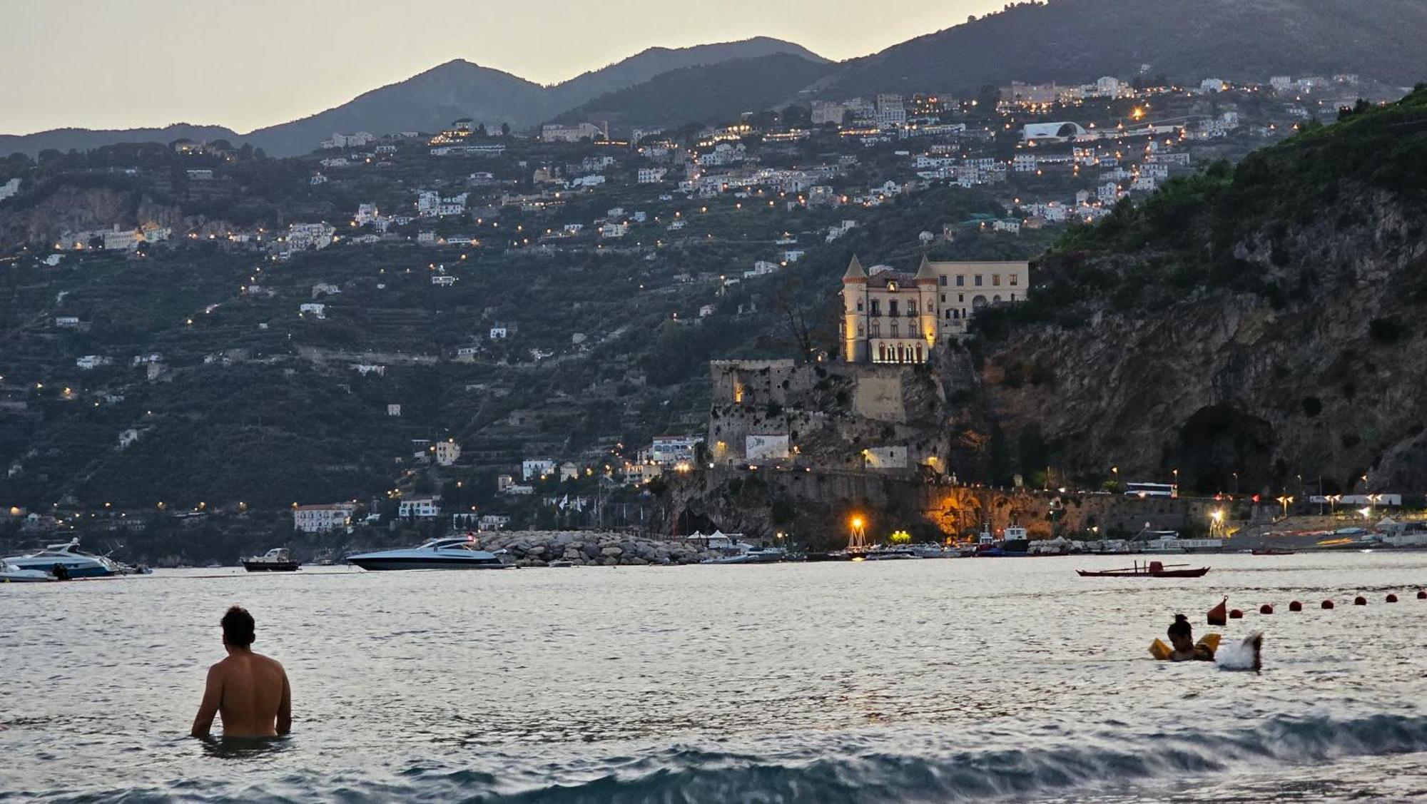 Galene - Beachfront In Costa D'Amalfi 마이오리 외부 사진